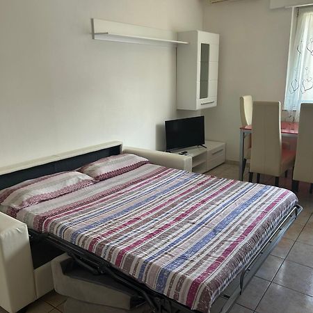 Casa Di Gardolo - Apartments Free Parking เตรนโต ภายนอก รูปภาพ