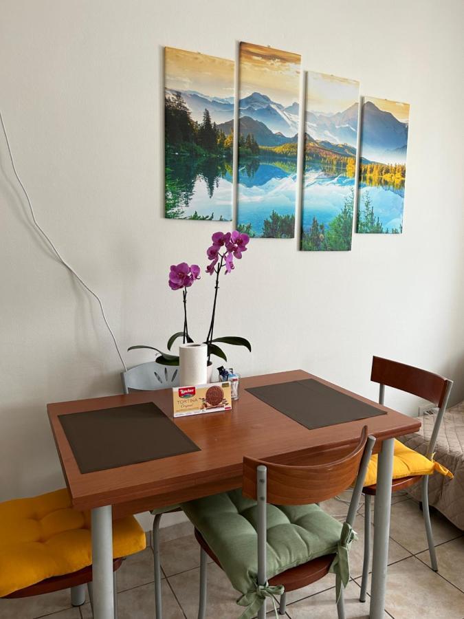 Casa Di Gardolo - Apartments Free Parking เตรนโต ภายนอก รูปภาพ